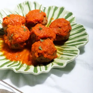 Bolinhas de carne ao molho de tomate do SPA